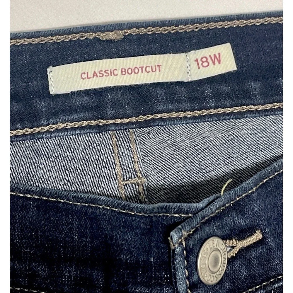 Levi's Classic Bootcut Dark Wash Jeans Mid Rise Women's Size 18W - Picture 9 of 14